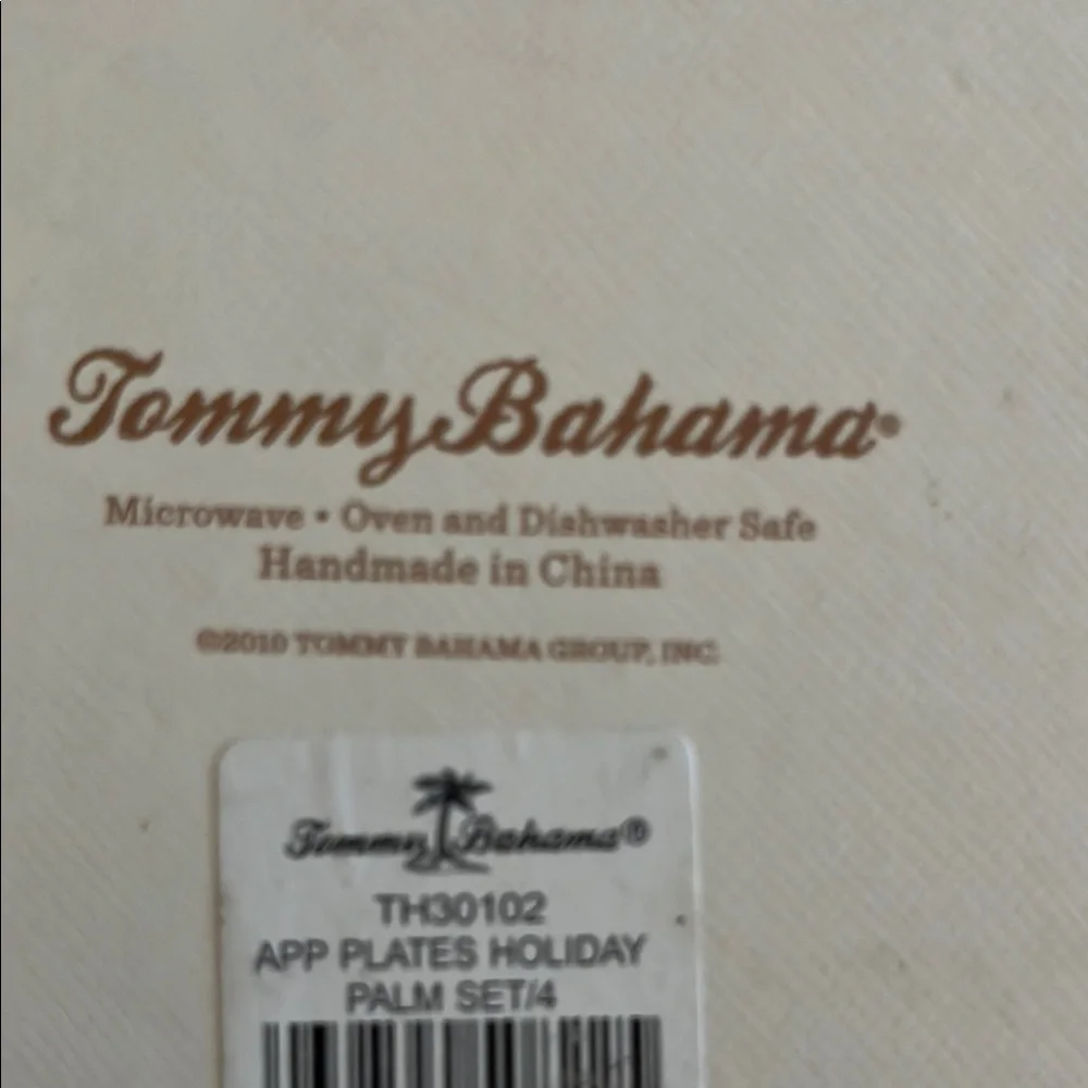 Tommy Bahama Christmas Holiday 2010 - 2 Cocktail Plates Palm Design